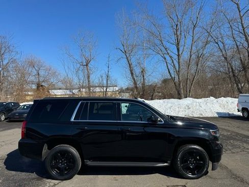 Used 2018 Chevrolet Tahoe LT w/ LT Midnight Edition image 3