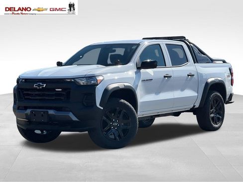 New 2025 Chevrolet Colorado Trail Boss AWD/4WD image 1