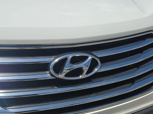 Used 2014 Hyundai Santa Fe GLS FWD image 10