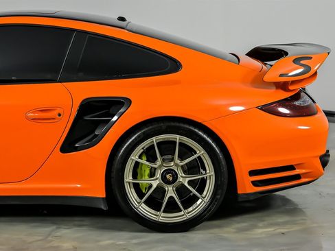 Used 2012 Porsche 911 Edition 918 Spyder image 9