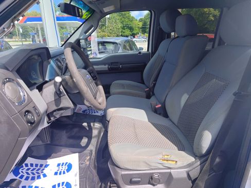 Used 2015 Ford F350 XLT w/ XTR Package image 11