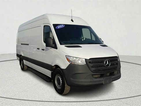 Used 2023 Mercedes-Benz Sprinter 2500 image 1