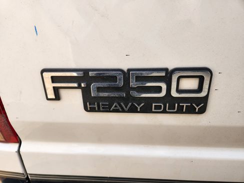 Used 1997 Ford F250 4x4 SuperCab Heavy Duty image 8