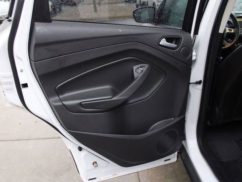 Used 2015 Ford Escape Titanium image 27