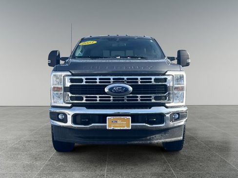Certified 2023 Ford F250 XLT w/ Snow Plow Prep Package image 8