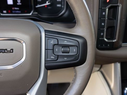 Used 2021 GMC Yukon Denali w/ Denali Ultimate Package image 32