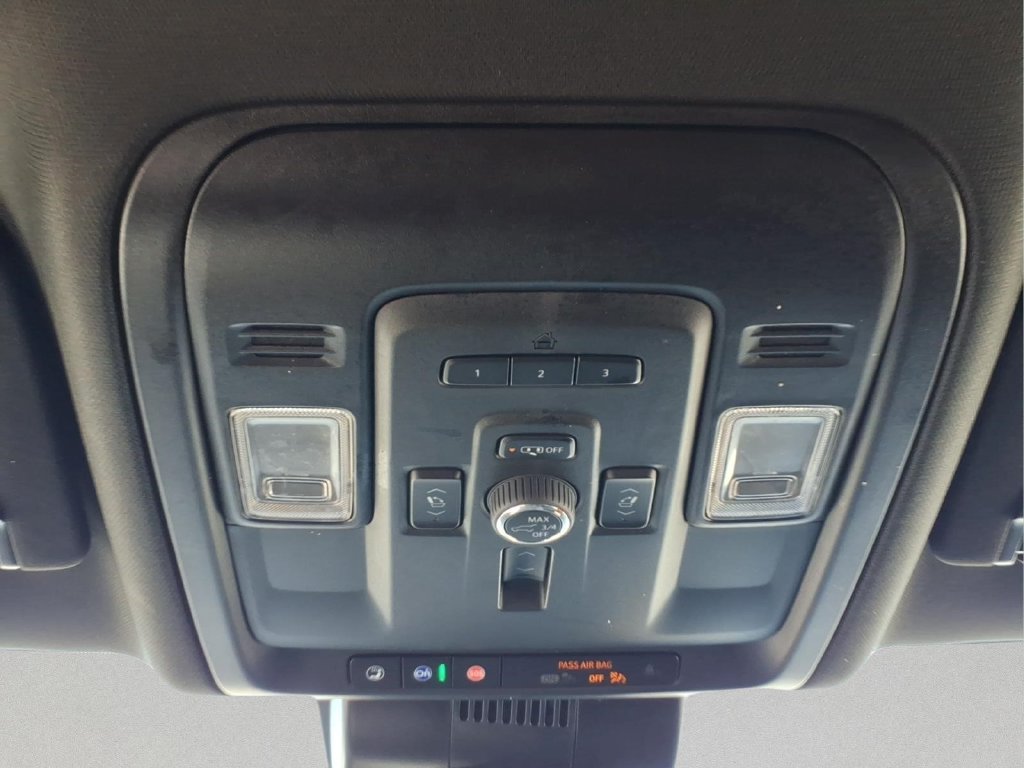 Used 2023 GMC Yukon Denali RWD image 20
