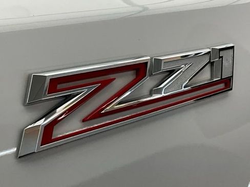 Used 2023 Chevrolet Silverado 2500 LT w/ Convenience Package image 11