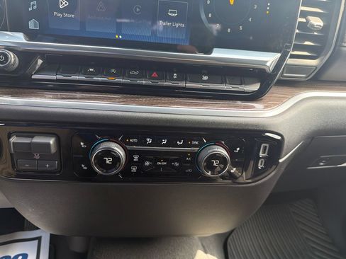 Used 2026 Chevrolet Silverado 1500 LT AWD/4WD image 15