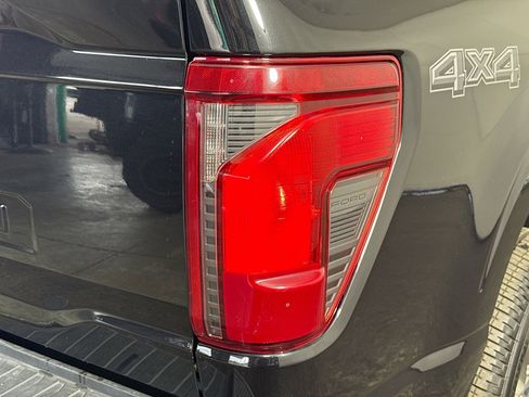 Used 2024 Ford F150 XLT w/ Tow/Haul Package image 30