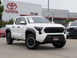 Used 2024 Toyota Tacoma TRD Off-Road w/ TRD Off Road Upgrade Package AWD/4WD video 2
