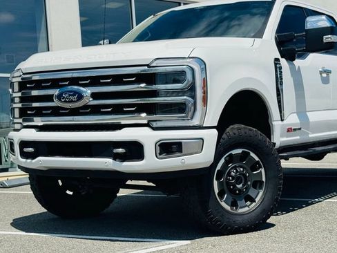 Used 2024 Ford F250 Platinum w/ Tremor Off-Road Package AWD/4WD image 1