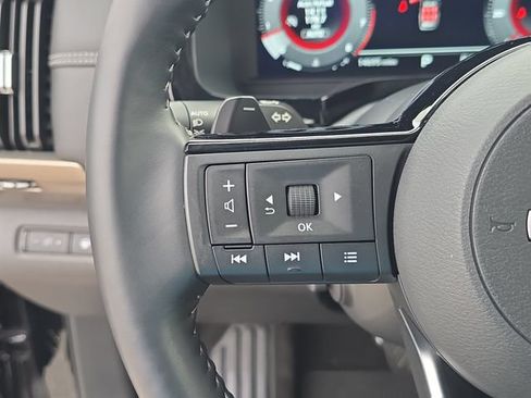 Certified 2025 Nissan Pathfinder Platinum w/ Cargo Package AWD/4WD image 31