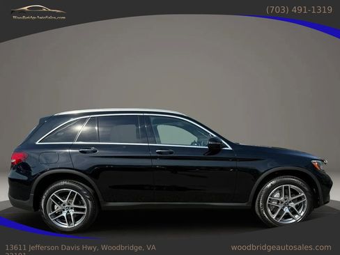 Used 2019 Mercedes-Benz GLC 300 image 2