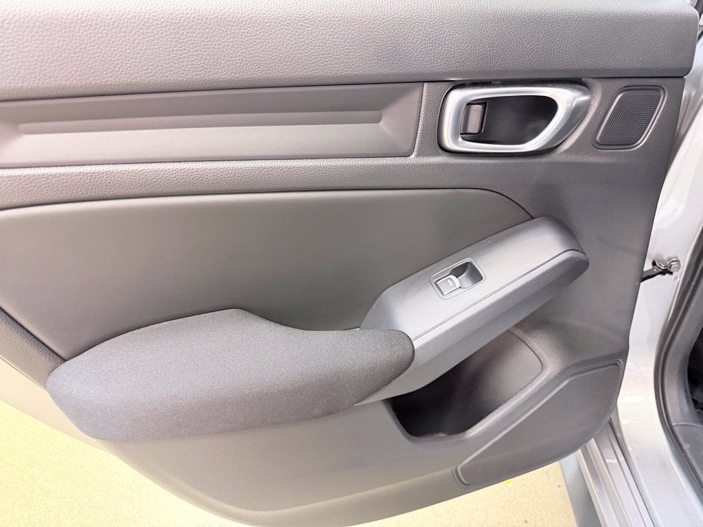 Used 2024 Honda Civic LX image 17