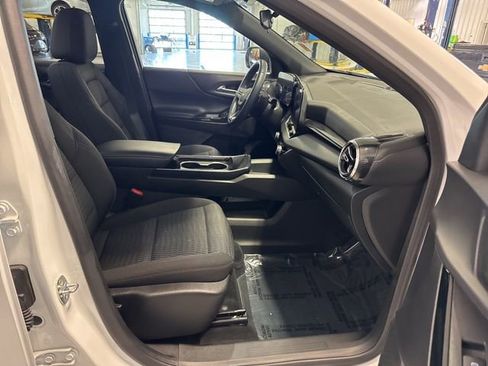 Used 2025 Chevrolet Equinox LT FWD image 15