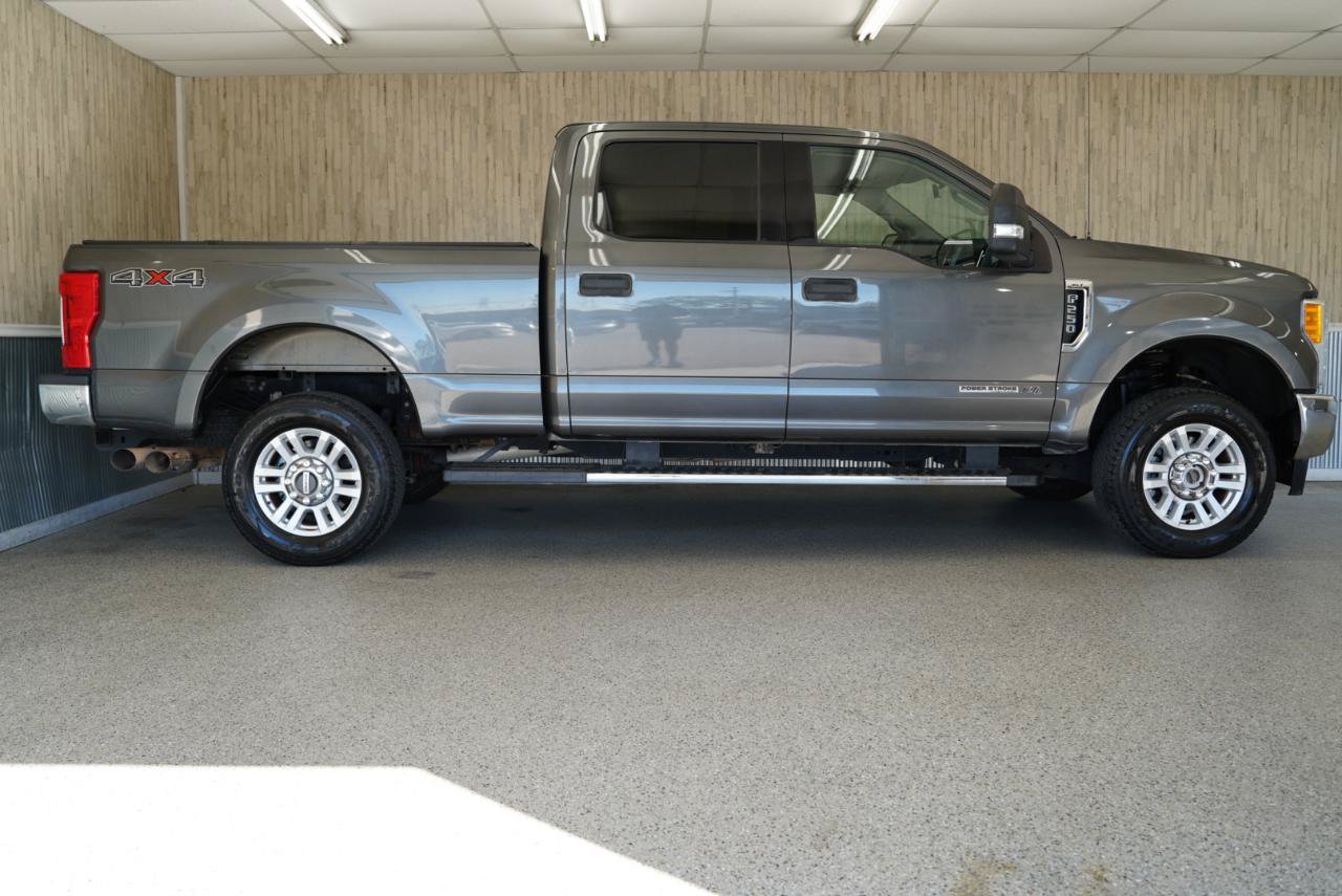 Used 2017 Ford F250 XLT w/ XLT Value Package AWD/4WD image 6