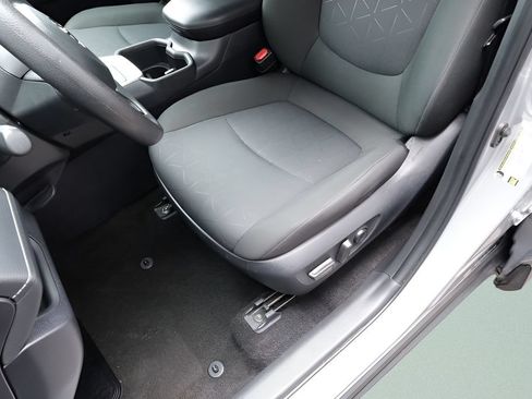 Certified 2024 Toyota RAV4 XLE AWD/4WD image 20