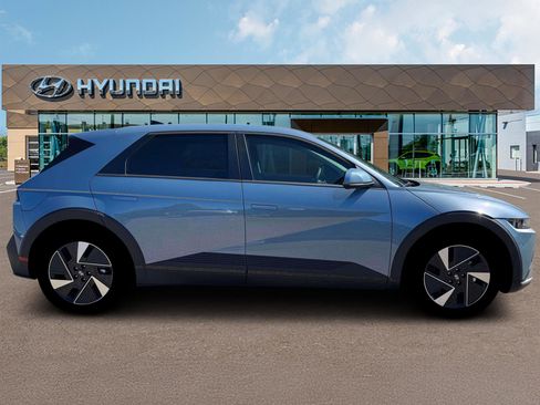 New 2026 Hyundai Ioniq 5 SEL AWD/4WD image 9