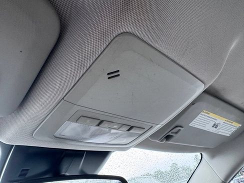 Used 2013 Chevrolet Cruze LS FWD image 27