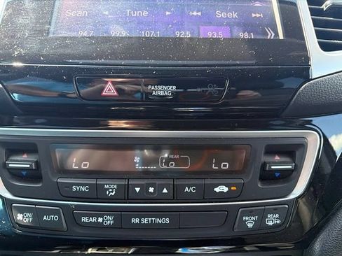 Used 2020 Honda Ridgeline RTL-E image 17
