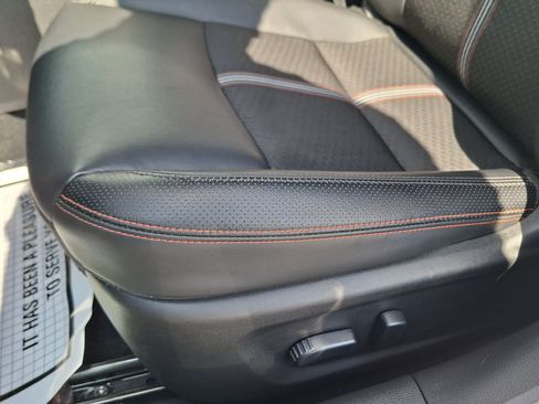 Used 2025 Nissan Altima 2.5 SR FWD image 18