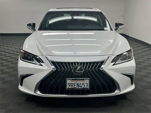 Certified 2025 Lexus ES 350 image 3