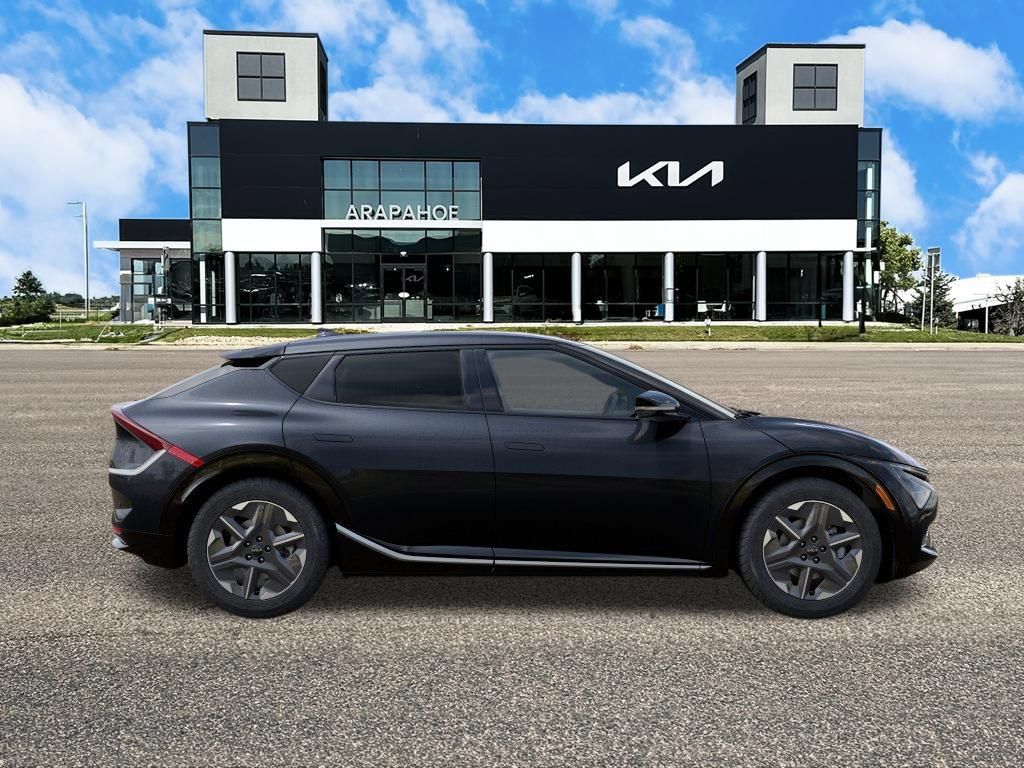 New 2026 Kia EV6 Light AWD/4WD image 7