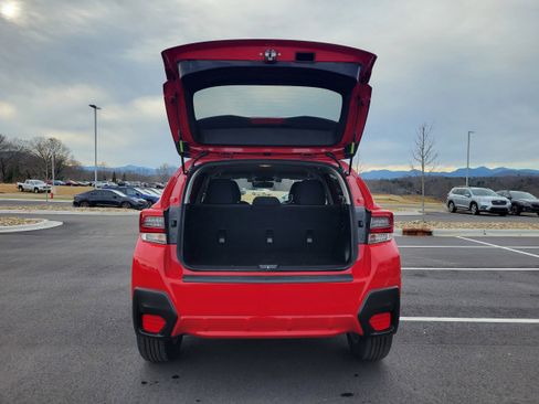 Certified 2023 Subaru Crosstrek 2.0i image 11