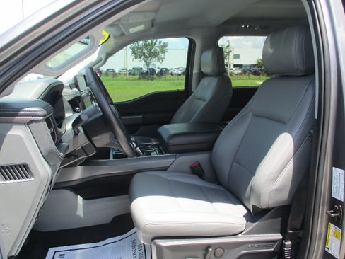 Certified 2025 Ford F150 Lightning Flash AWD/4WD image 10