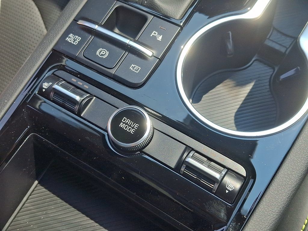 New 2026 Kia K5 GT FWD image 17