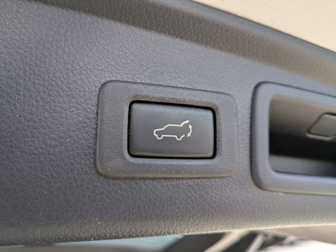 Used 2015 Subaru Forester 2.0XT Touring w/ Popular Package #2 image 18