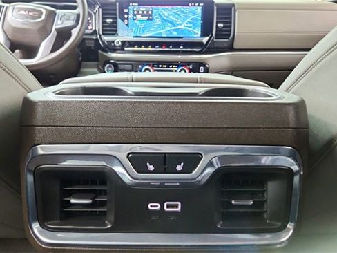 Used 2024 GMC Sierra 1500 SLT w/ SLT Premium Plus Package image 52