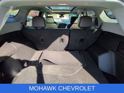 Used 2022 GMC Terrain AT4 AWD/4WD image 27