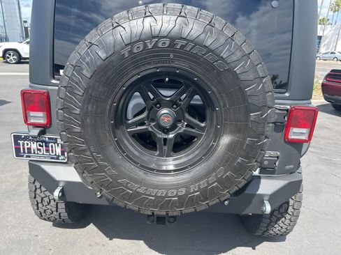 Used 2012 Jeep Wrangler Unlimited Sport image 32