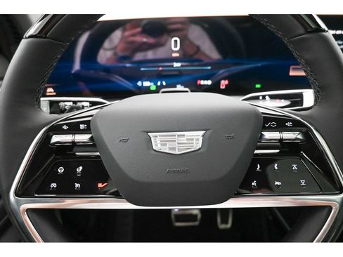 New 2026 Cadillac Vistiq Sport image 21