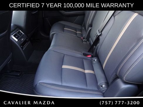 Certified 2025 MAZDA CX-70 3.3 Turbo S w/ Premium Package AWD/4WD image 13