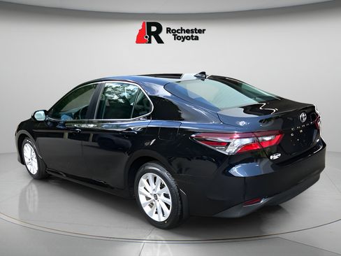 Used 2024 Toyota Camry LE FWD image 5