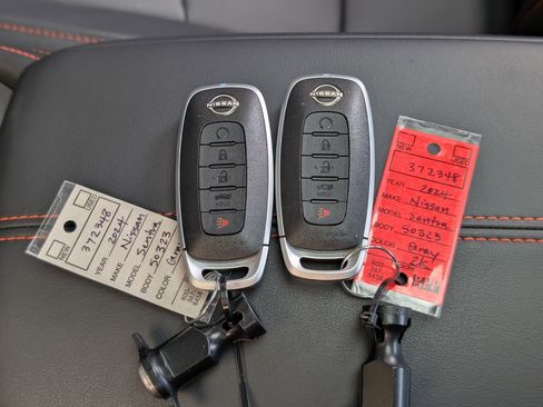 Used 2024 Nissan Sentra SR w/ SR Premium Package image 37