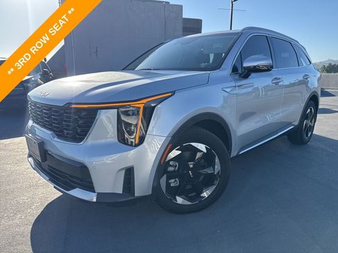 Used 2025 Kia Sorento EX image 1