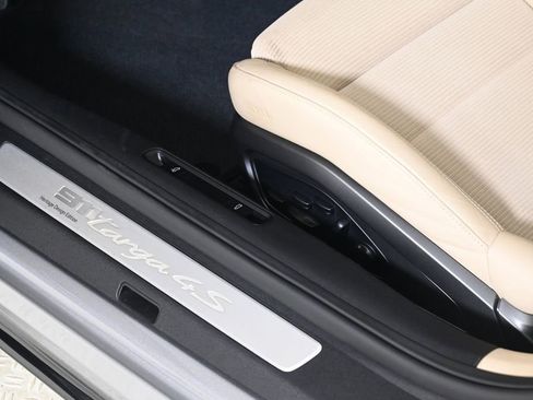 Certified 2021 Porsche 911 Targa 4S image 27