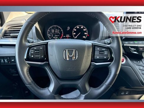Used 2025 Honda Odyssey EX-L image 40