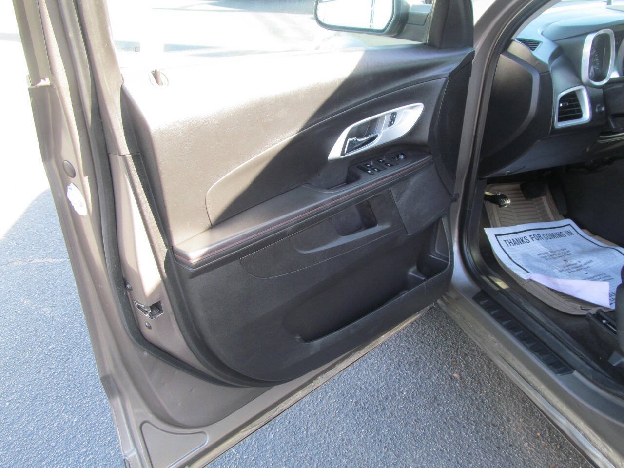 Used 2012 Chevrolet Equinox LT w/ Driver Convenience Package FWD image 8