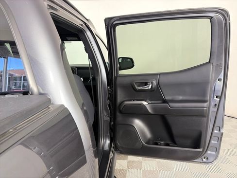 Used 2023 Toyota Tacoma TRD Sport w/ Advanced Technology Package AWD/4WD image 28