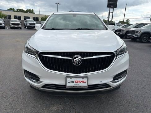 Used 2019 Buick Enclave Essence FWD image 3