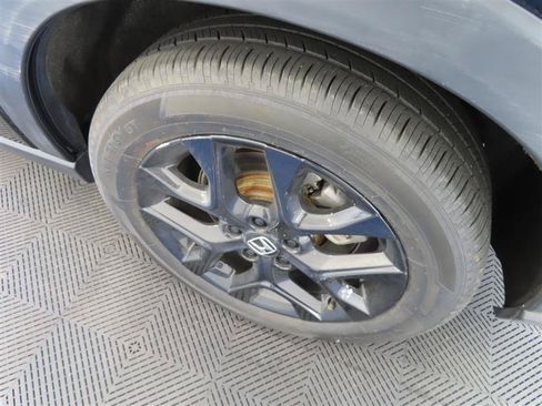 Used 2024 Honda HR-V Sport image 7