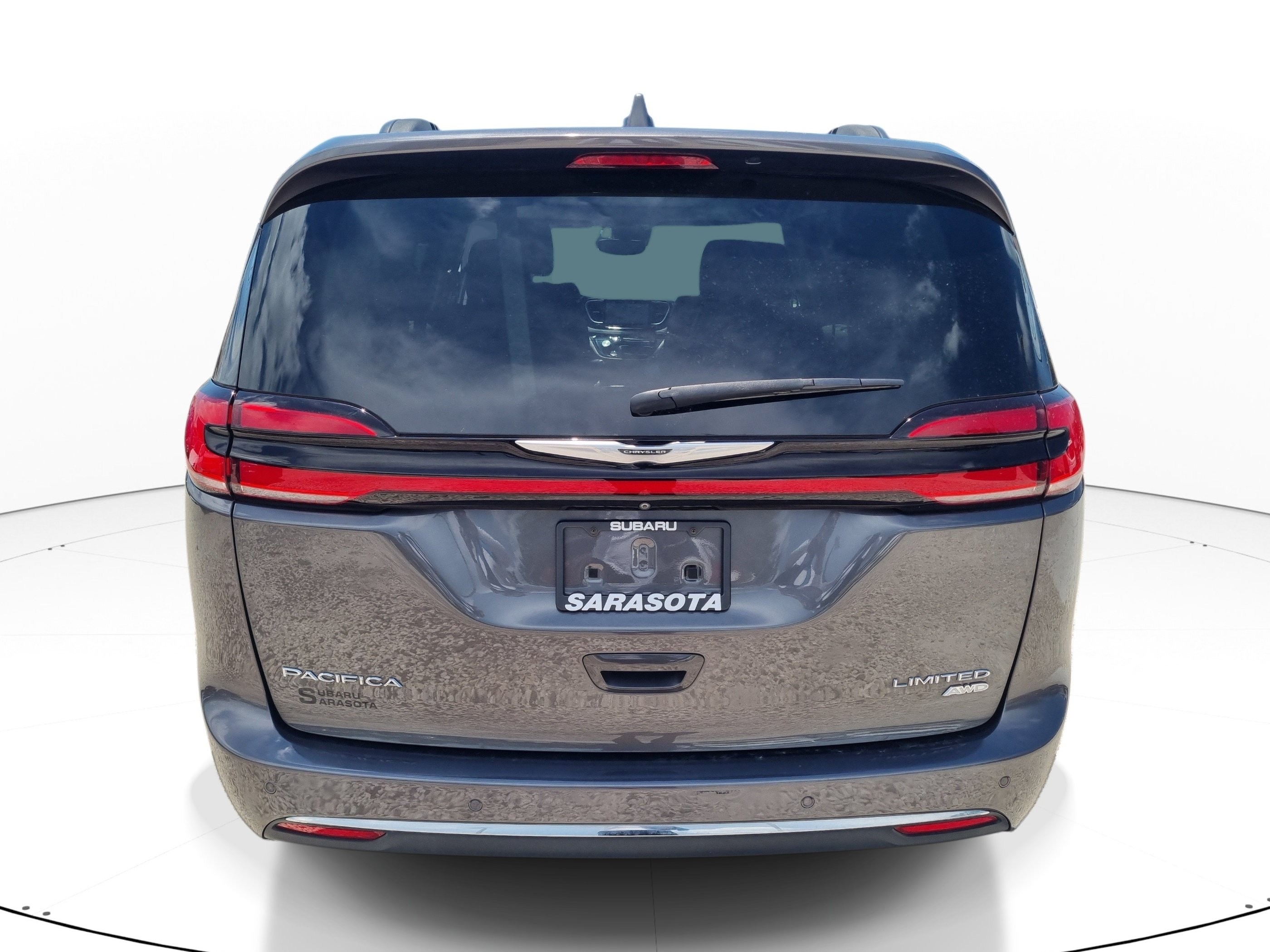Used 2022 Chrysler Pacifica Limited AWD/4WD image 5