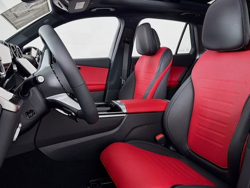 New 2026 Mercedes-Benz GLC 43 AMG 4MATIC image 16