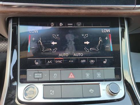 Used 2025 Audi Q7 3.0T Premium Plus AWD/4WD image 13