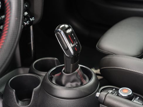 Used 2020 MINI Cooper S image 26